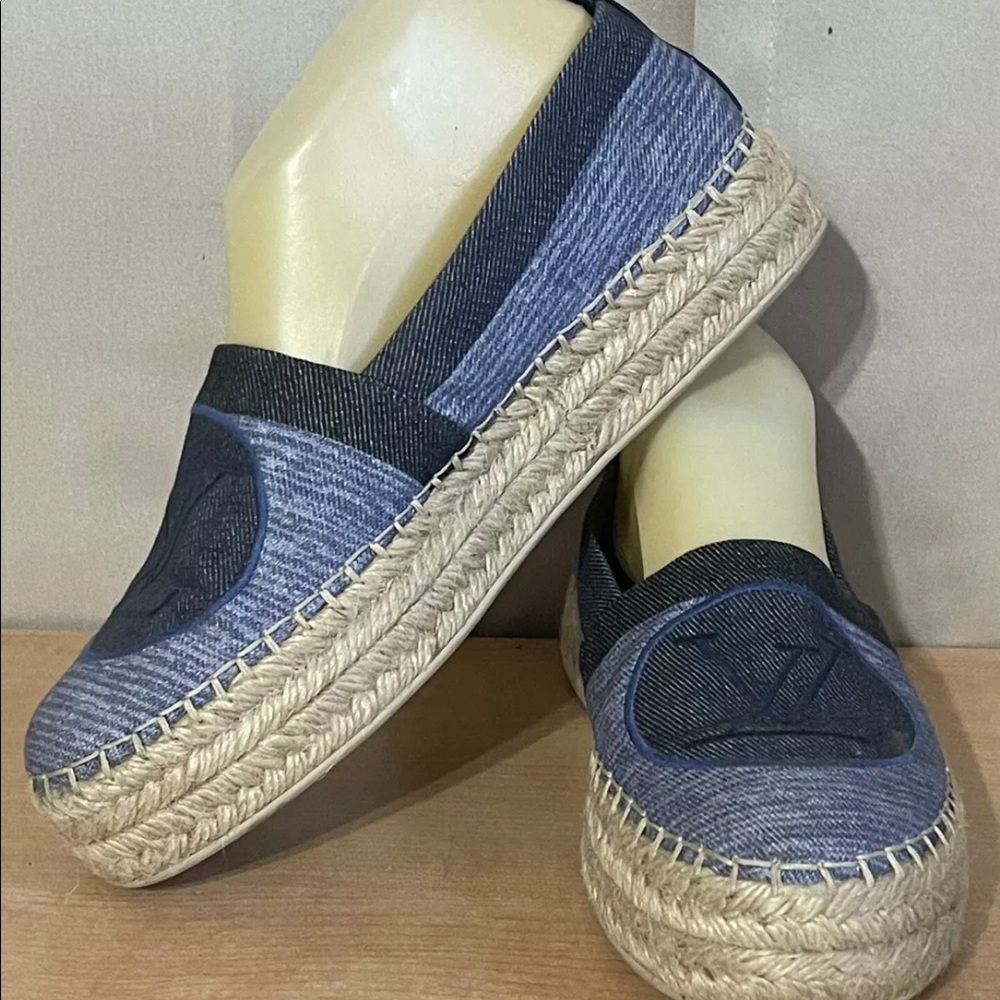 Louis Vuitton Espadrilles - Picture 2 of 11